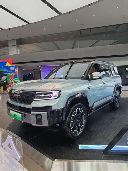 佛山14比亚迪方程豹硬派越野的爆款，英菲尼迪35周年与你共成长
